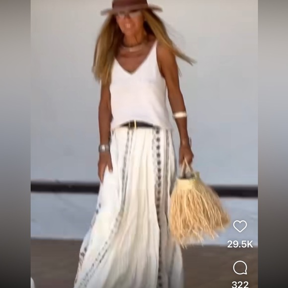 Zara Dresses & Skirts - ZARA LONG EMBROIDERED SKIRT